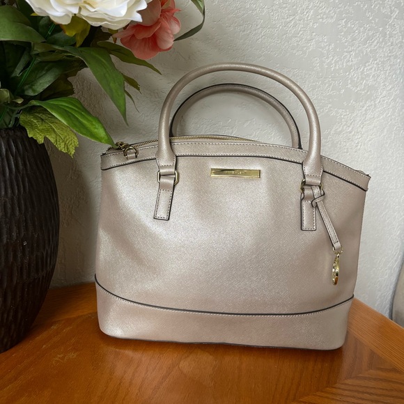 Anne Klein Handbags - Anne Klein tote bag// used in good condition